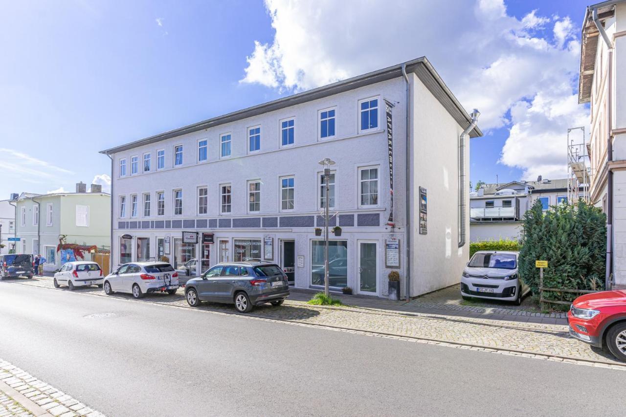 Sassnitz - Ferienwohnung 5 Im Appartementhaus Hafenriff Eksteriør billede